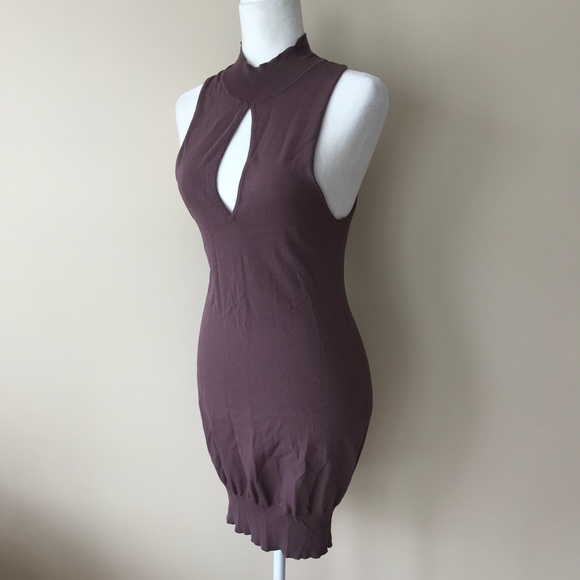 Missguided keyhole bodycon mockneck dress - Picture 5 of 6